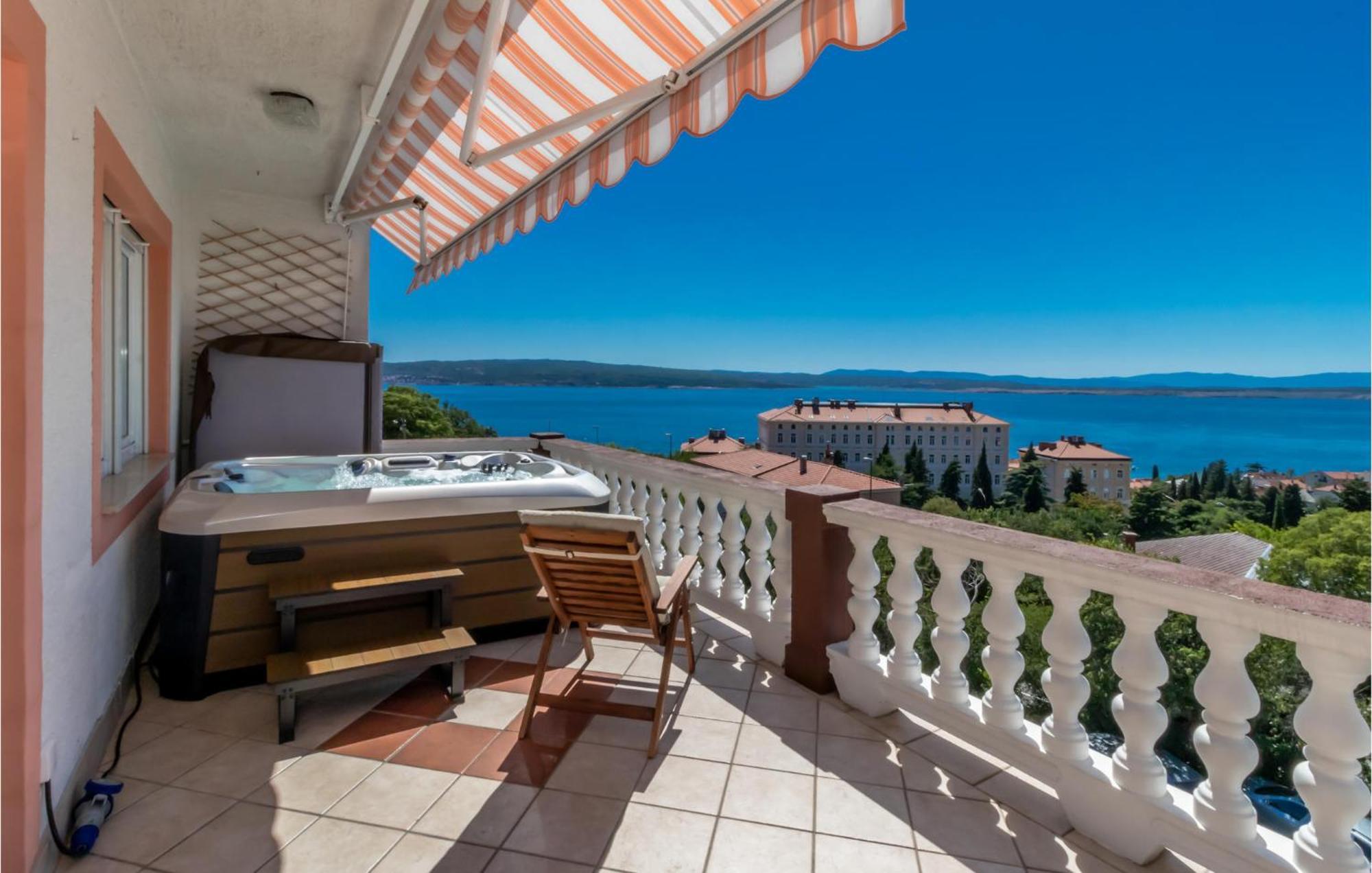 Beautiful Apartment In Crikvenica With Jacuzzi Bagian luar foto