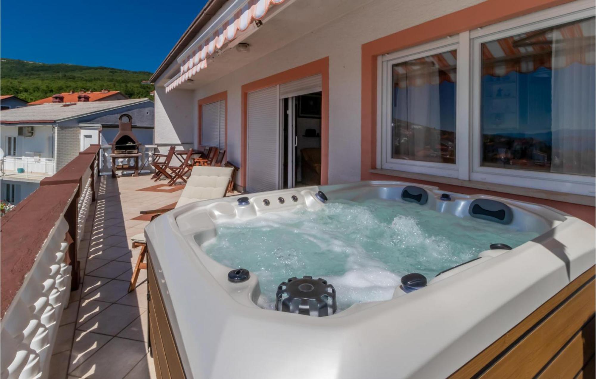 Beautiful Apartment In Crikvenica With Jacuzzi Bagian luar foto